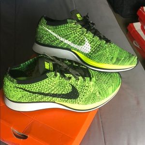Nike flyknit races (volt)